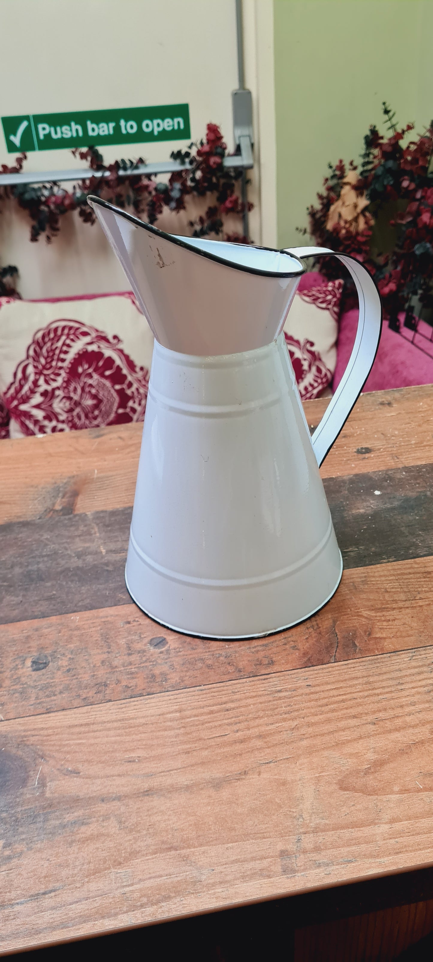 Zinc jugs